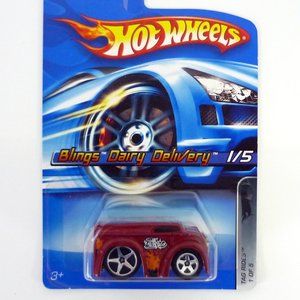 Hot Wheels Blings Dairy Delivery #071 Tag Rides 1 of 5 Red Die-Cast Car 2006
